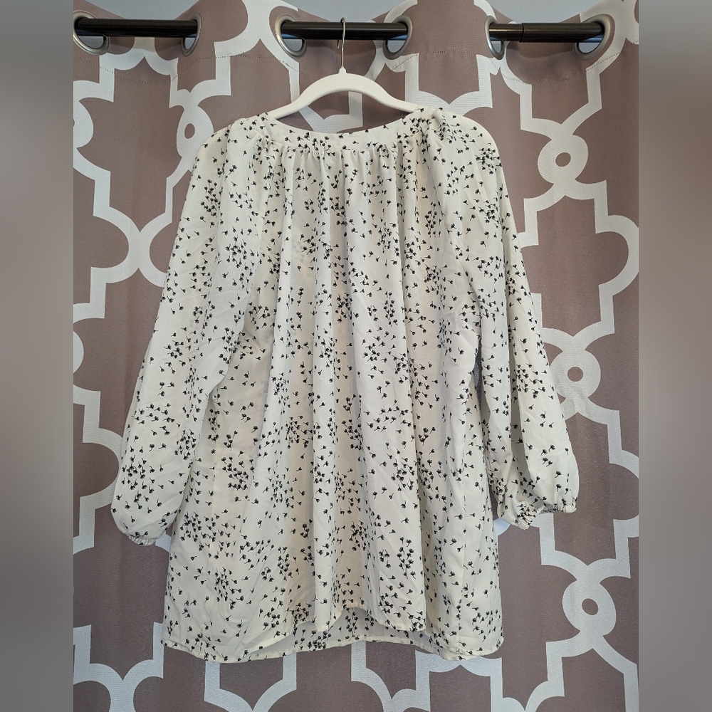 Maternity Blouse - Picture 5 of 6